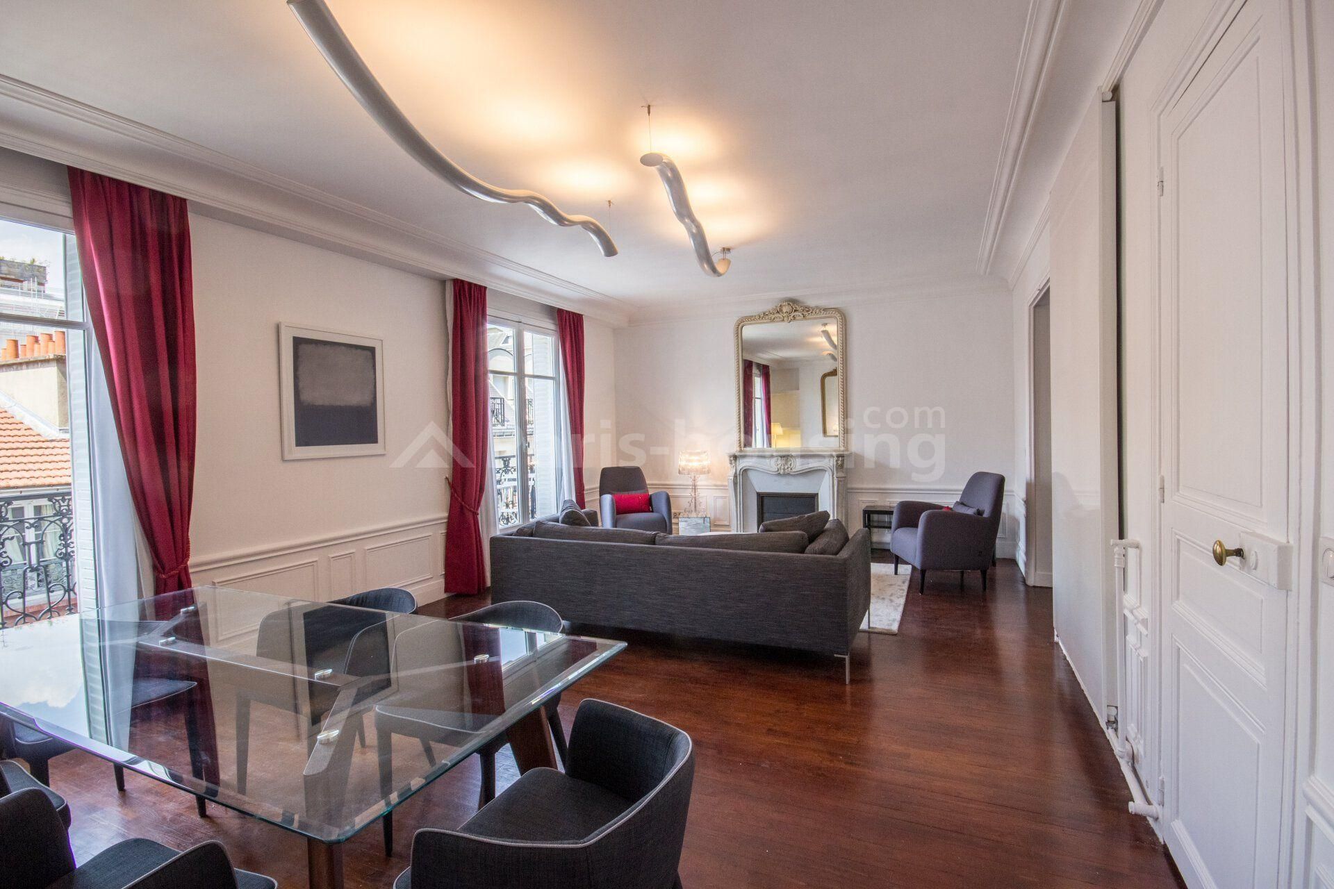 Apartment to rent in Paris 75016 - 2 beds - €3,100 per month - Ref 150031