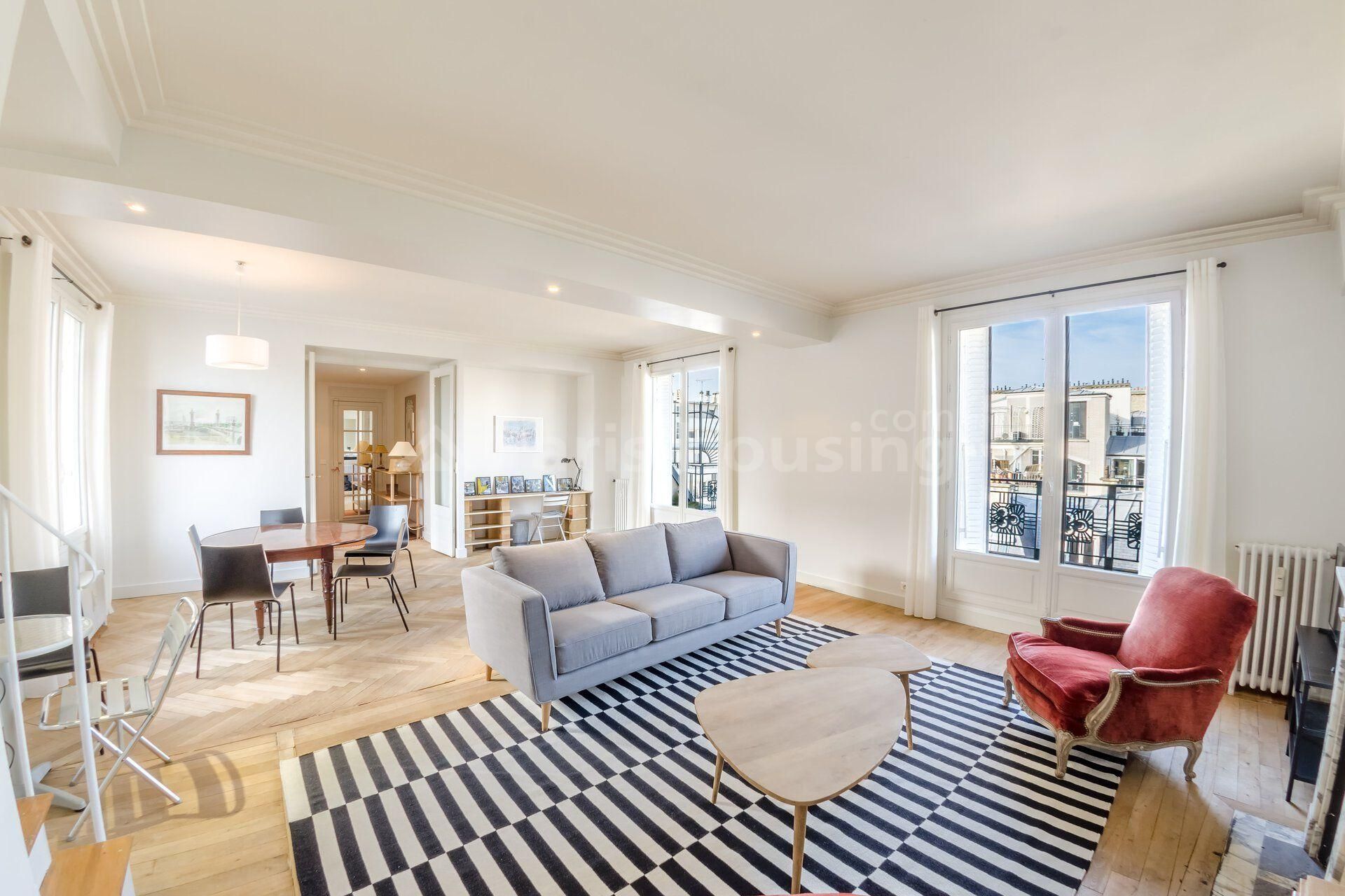 Apartment to rent in Paris 75016 - 2 beds - €3,250 per month - Ref 150052